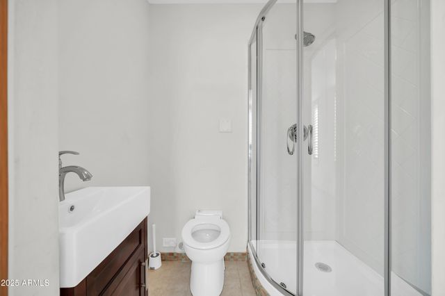 1448 E ROYAL PALM Road, Phoenix, AZ 85020