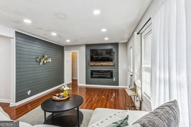 5430 Carol Circle SW, Mableton, GA 30126