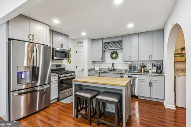 5430 Carol Circle SW, Mableton, GA 30126