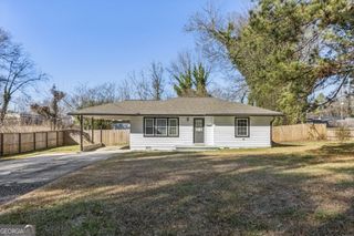 5430 Carol Circle SW, Mableton, GA 30126