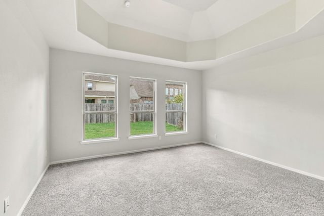 632 Kickapoo Court, Webster, TX 77598