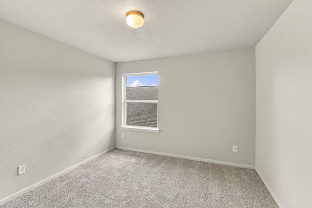 632 Kickapoo Court, Webster, TX 77598