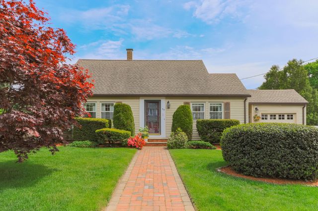 39 Dearborn Avenue, Hampton, NH 03842