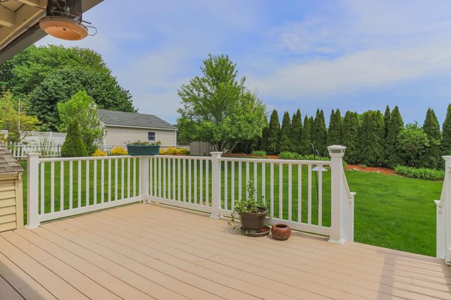 39 Dearborn Avenue, Hampton, NH 03842