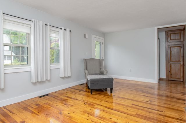 39 Dearborn Avenue, Hampton, NH 03842