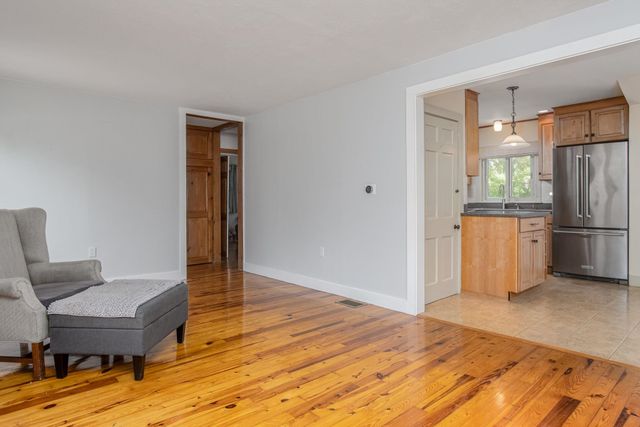 39 Dearborn Avenue, Hampton, NH 03842