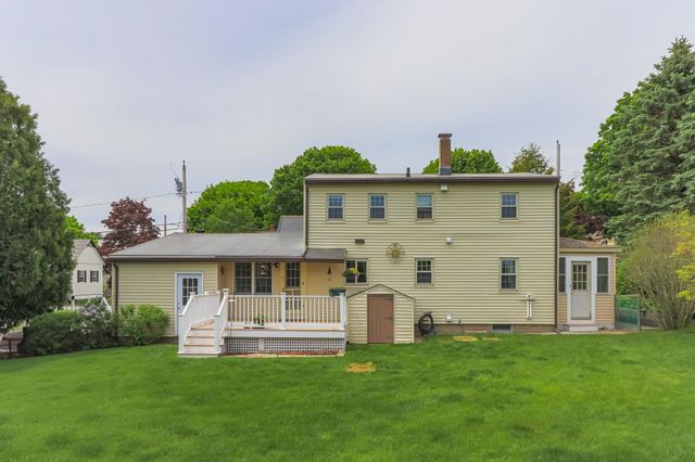39 Dearborn Avenue, Hampton, NH 03842