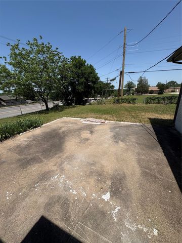 2306 Greenland Drive, Dallas, TX 75228