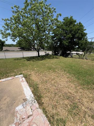 2306 Greenland Drive, Dallas, TX 75228