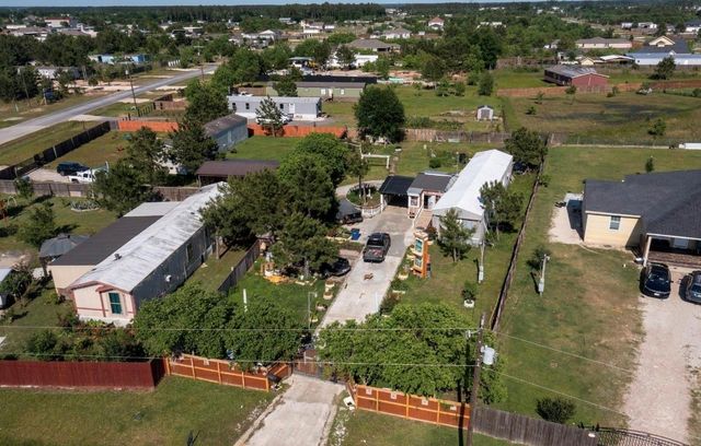 220 Road 5109, Cleveland, TX 77327