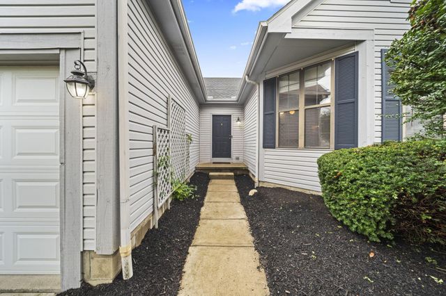 5924 Heritage Farms Drive, Hilliard, OH 43026