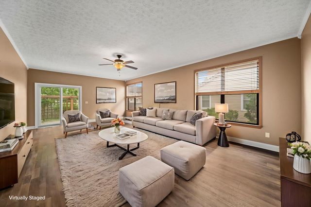 5924 Heritage Farms Drive, Hilliard, OH 43026