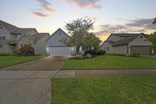 5924 Heritage Farms Drive, Hilliard, OH 43026