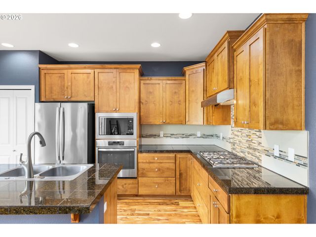 1067 PARKSIDE Ave, Forest Grove, OR 97116