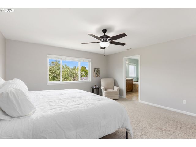 1067 PARKSIDE Ave, Forest Grove, OR 97116