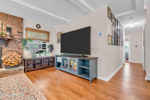 186 Van Brackle Road, Aberdeen, NJ 07747