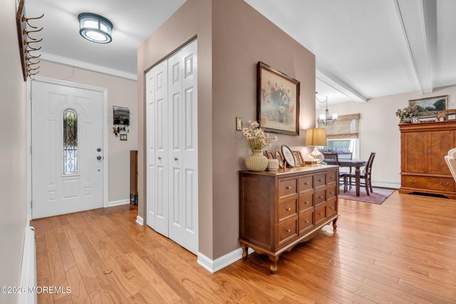 186 Van Brackle Road, Aberdeen, NJ 07747