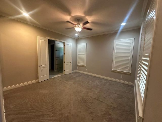 210 Versilia CIR, Lakeway, TX 78734