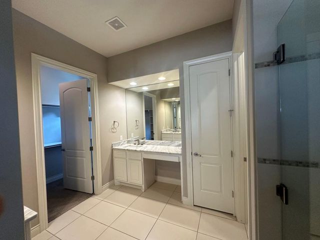 210 Versilia CIR, Lakeway, TX 78734