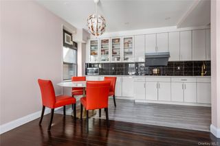 13605 Sanford Avenue 4Q, Flushing, NY 11355