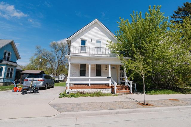 223 Barstow STREET, Waukesha, WI 53188