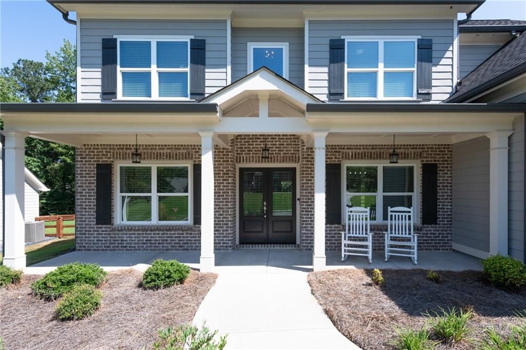 Image 26 of property listing at 7715 Wandering Oak Way, Cumming, GA 30041