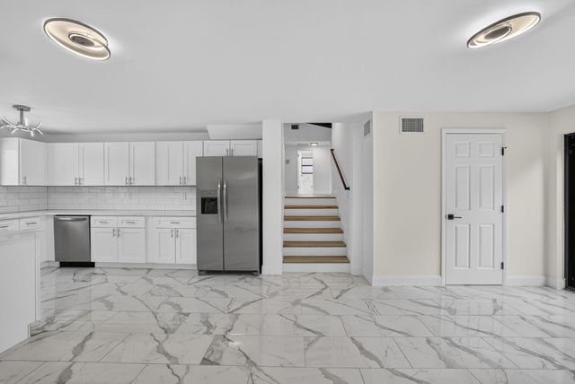 1701 SW 4TH Court, Fort Lauderdale, FL 33312