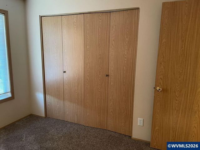 2456 Connemara Ct SE, Salem, OR 97317