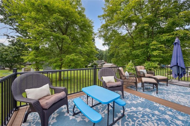 223 Cedar Dr, East Franklin Twp, PA 16201