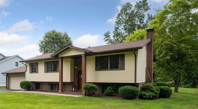223 Cedar Dr, East Franklin Twp, PA 16201
