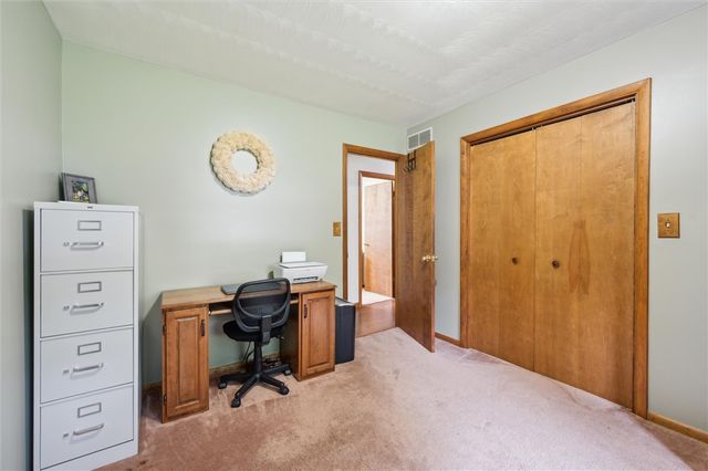 223 Cedar Dr, East Franklin Twp, PA 16201