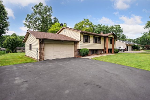 223 Cedar Dr, East Franklin Twp, PA 16201
