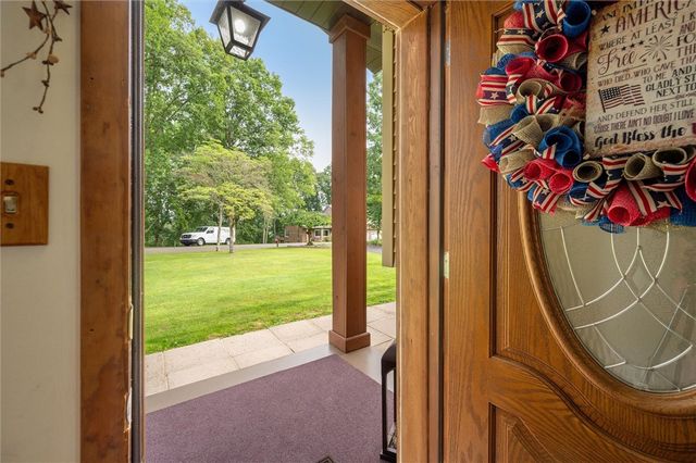 223 Cedar Dr, East Franklin Twp, PA 16201