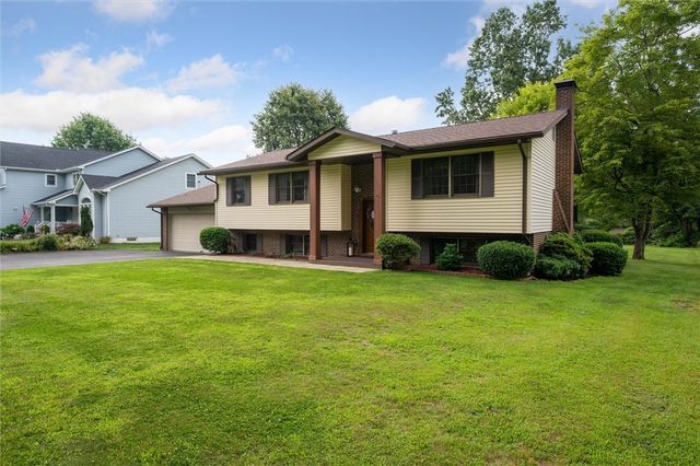 223 Cedar Dr, East Franklin Twp, PA 16201