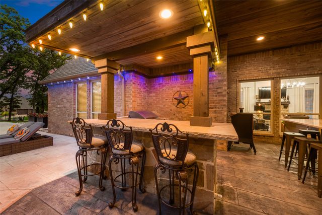 5841 Lakeside Drive, Fort Worth, TX 76179