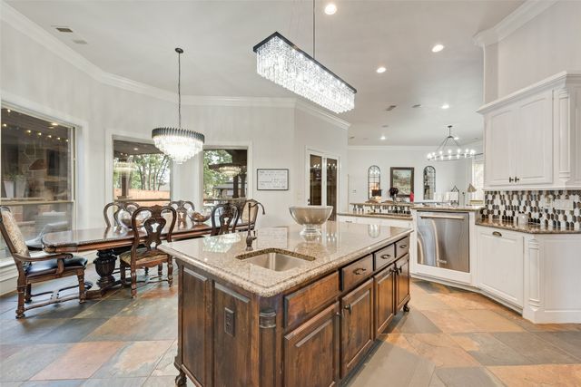 5841 Lakeside Drive, Fort Worth, TX 76179