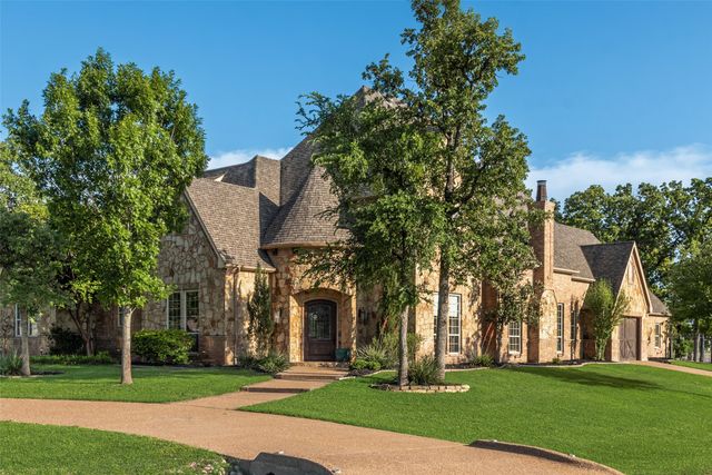 5841 Lakeside Drive, Fort Worth, TX 76179