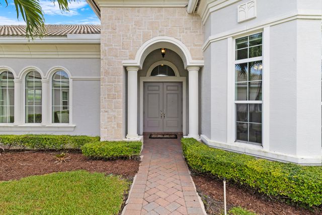 4830 W Sterling Ranch Circle, Davie, FL 33314