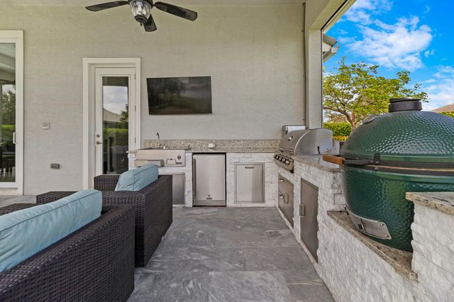 4830 W Sterling Ranch Circle, Davie, FL 33314