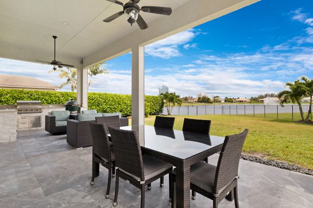 4830 W Sterling Ranch Circle, Davie, FL 33314