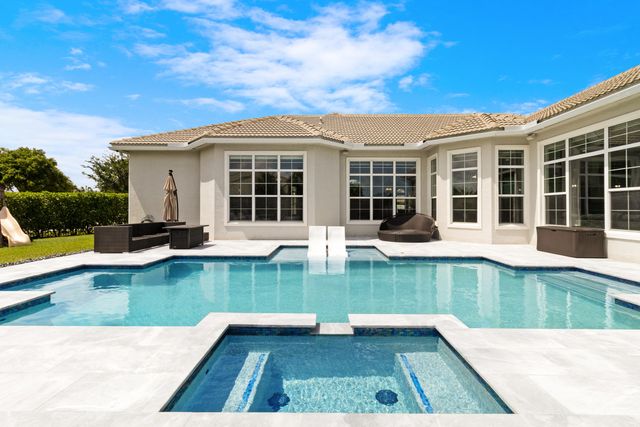 4830 W Sterling Ranch Circle, Davie, FL 33314