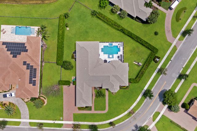 4830 W Sterling Ranch Circle, Davie, FL 33314