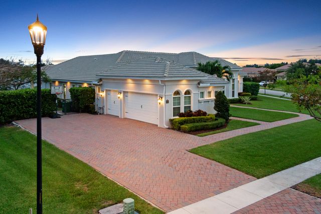 4830 W Sterling Ranch Circle, Davie, FL 33314