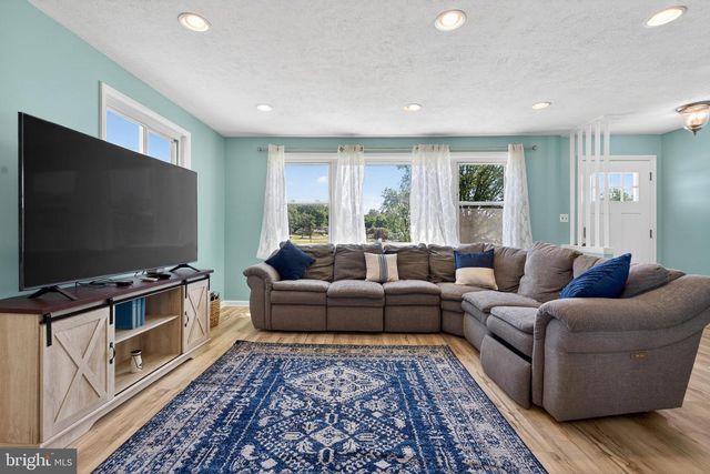 1626 CHARMUTH RD, Lutherville Timonium, MD 21093