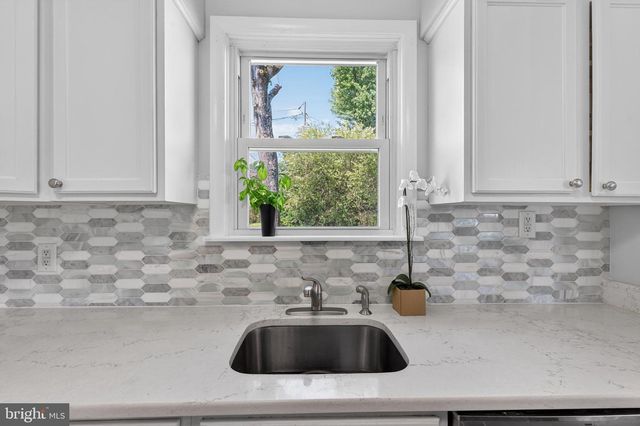 1626 CHARMUTH RD, Lutherville Timonium, MD 21093