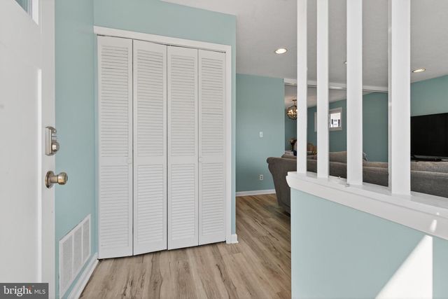 1626 CHARMUTH RD, Lutherville Timonium, MD 21093