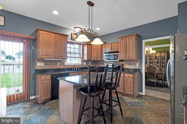 1014 JOSEPHINE DR, Temple, PA 19560