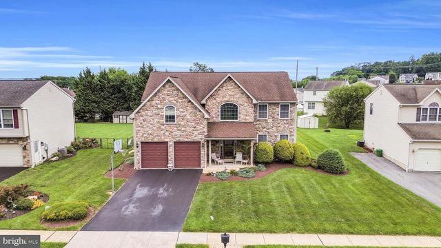 1014 JOSEPHINE DR, Temple, PA 19560