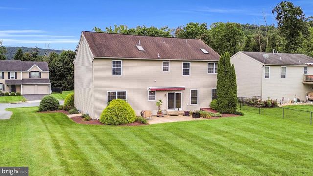 1014 JOSEPHINE DR, Temple, PA 19560