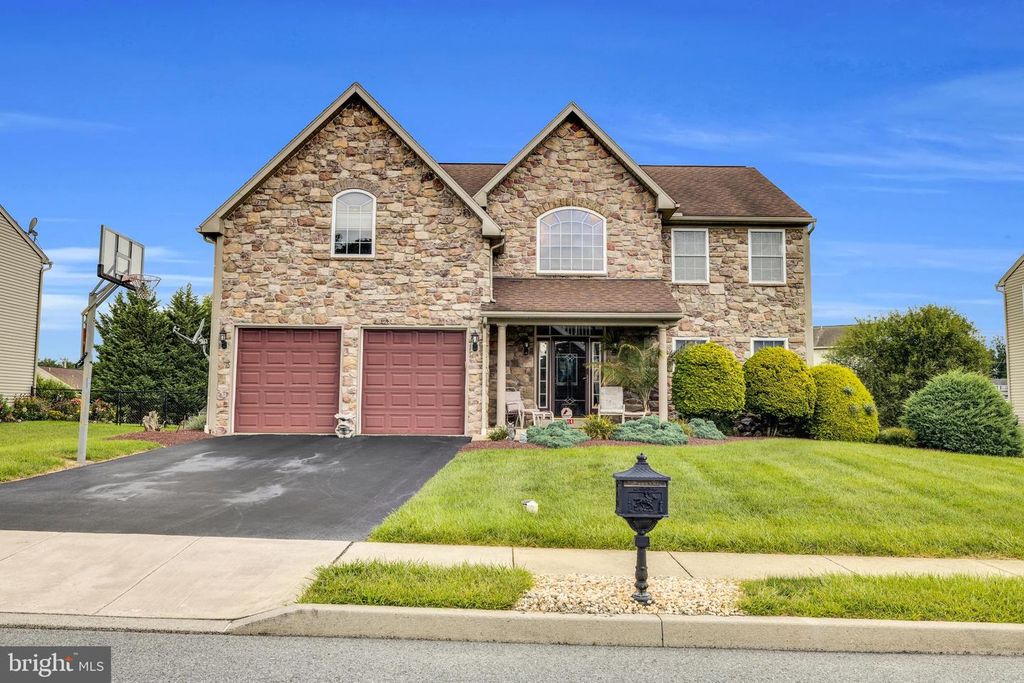 1014 JOSEPHINE DR, Temple, PA 19560